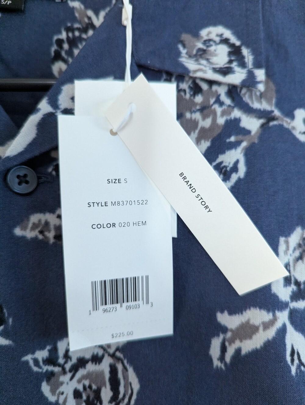 NWT Vince Ikat Floral Print Cabana Button Up Short Sleeve Shirt Men's Size S - Picture 2 of 6
